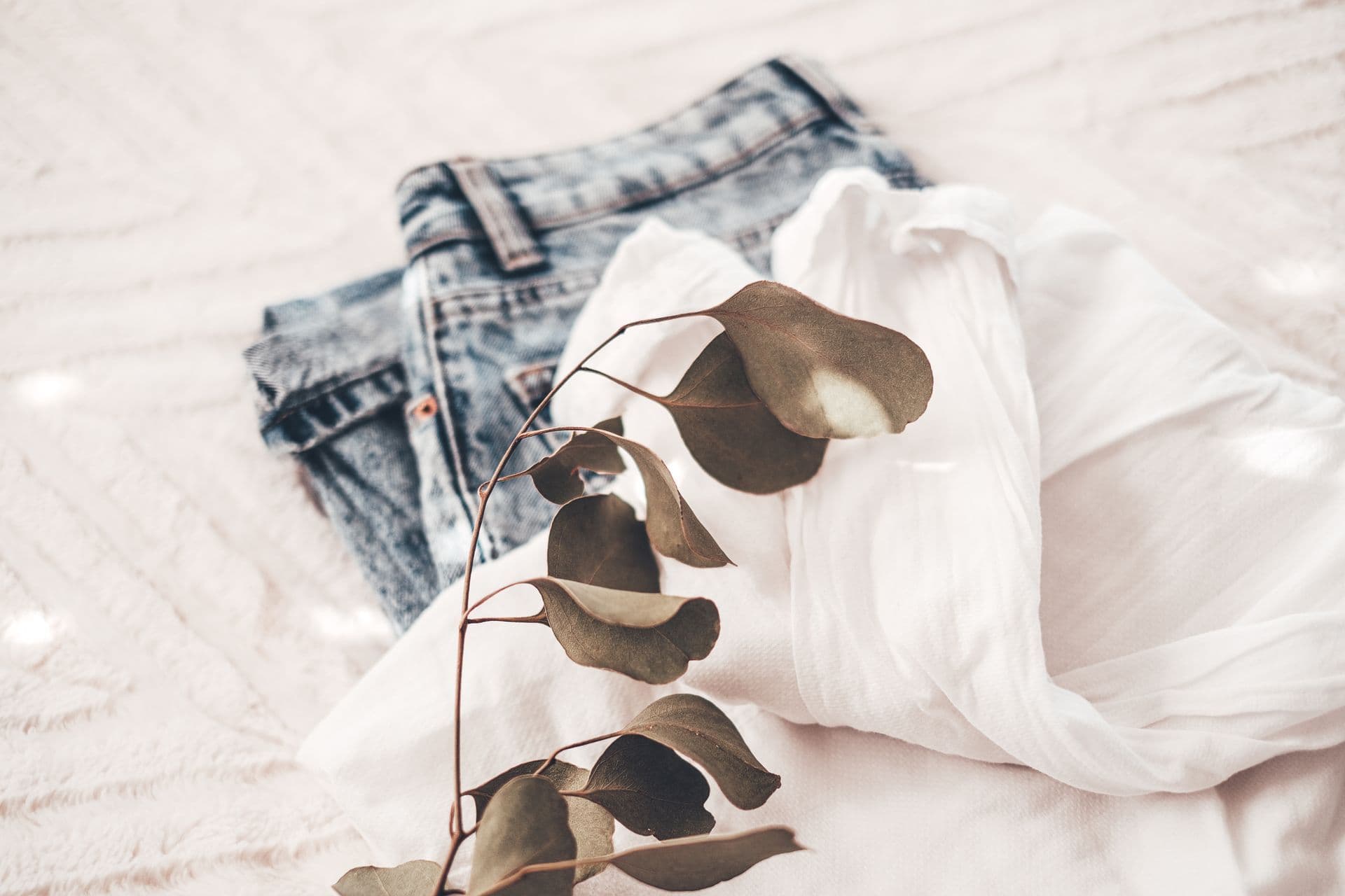 slow-fashion-pexels-vie-studio-6167281.jpg